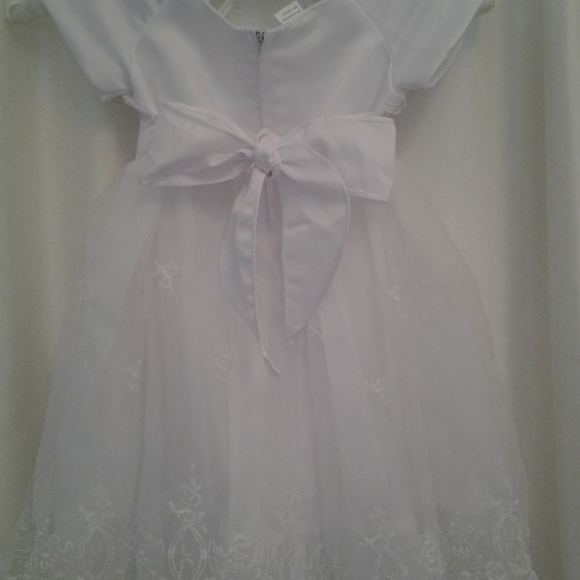 NEW LLC  GIRLS BRIDAL WHITE SATIN BEADED 3T - Picture 6 of 6